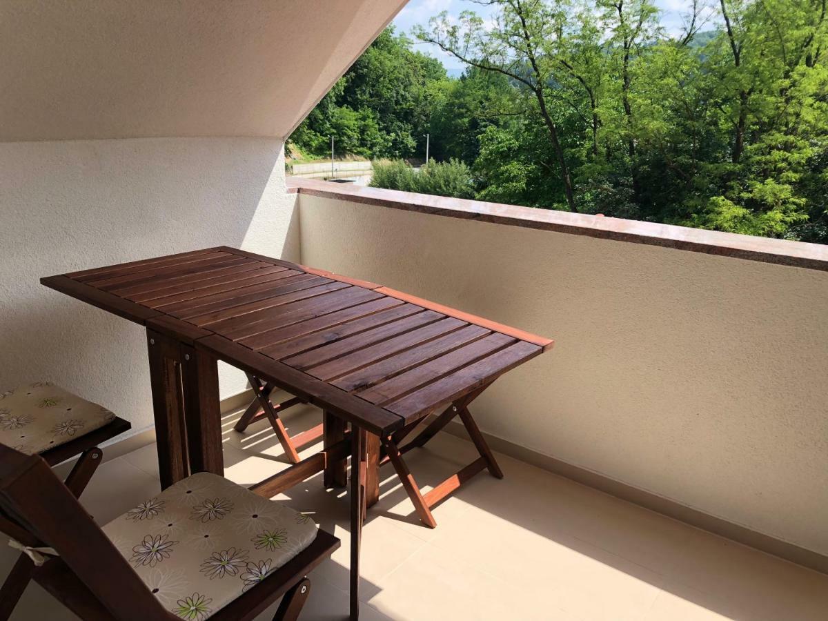Apartmani Izvor - Тухельске-Топлице Экстерьер фото